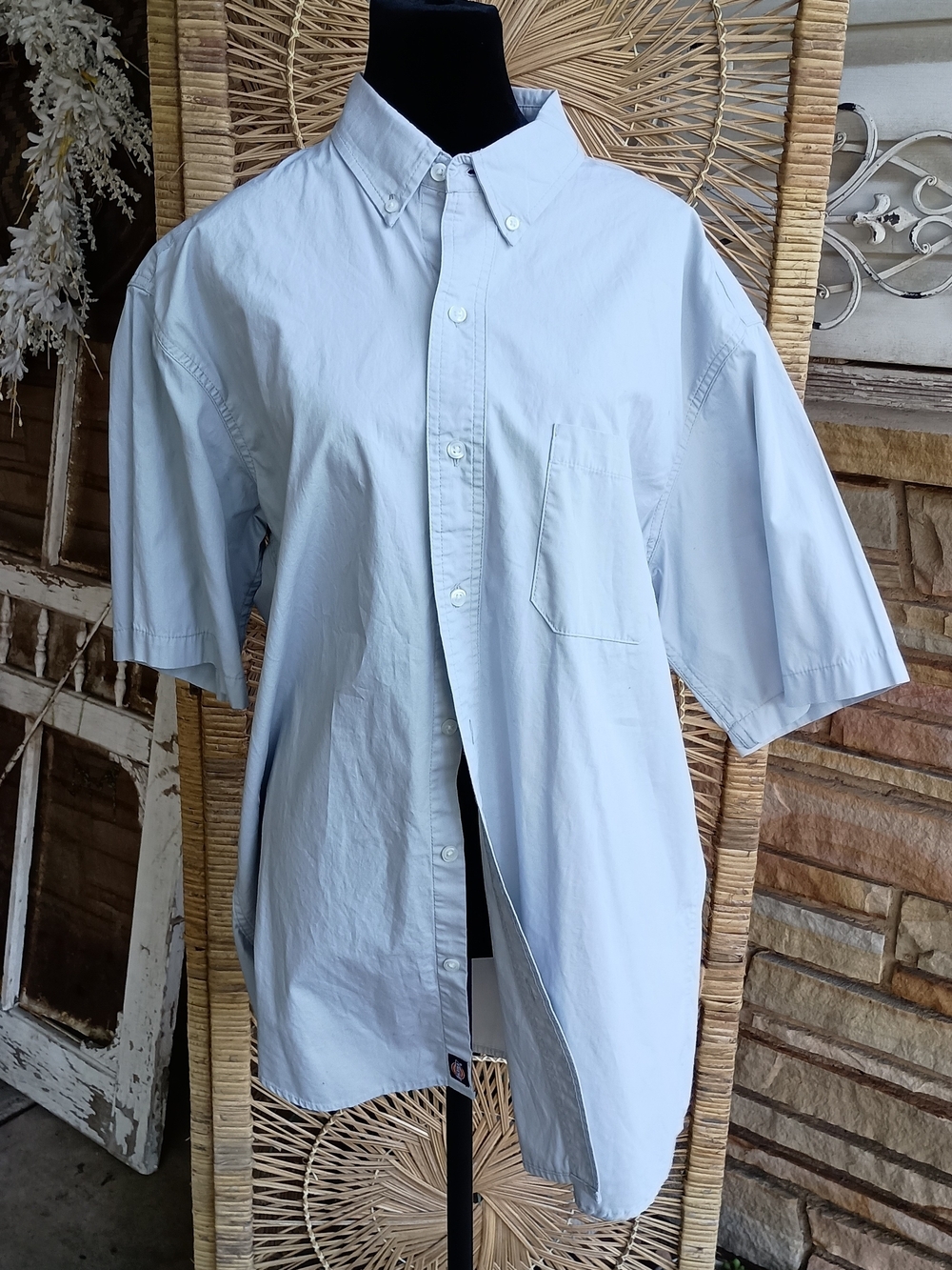 Dickies Classic Light Blue 100% Cotton Short-Sleeve Button-Down Shirt_XL - Picture 2 of 7